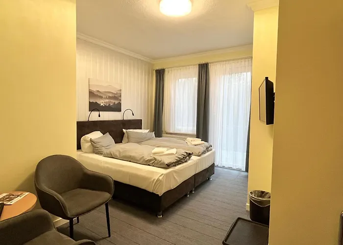 3-Sterne-Hotel: Haus am See